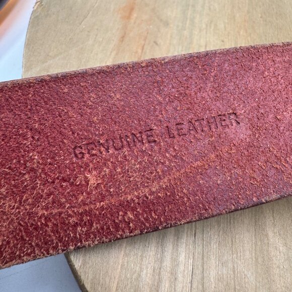 Lauren Ralph Lauren Embossed Red  Orange brownish Leather Belt W/ Silver Buckle - Picture 4 of 12